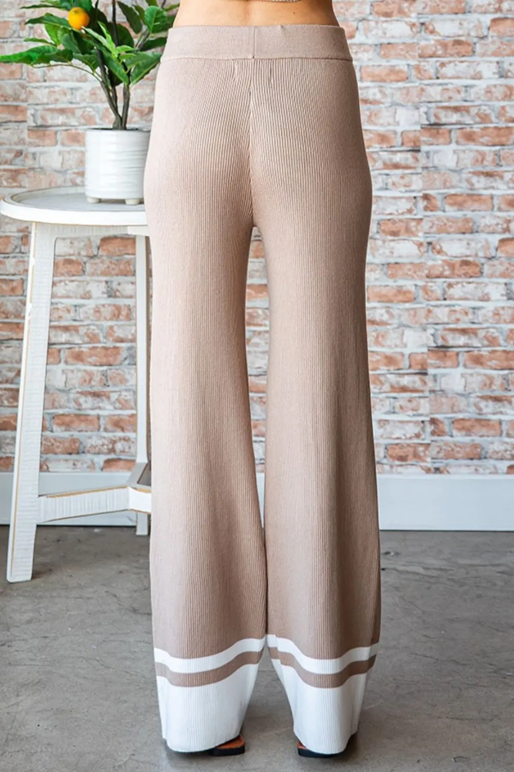 Aware Of This Contrast Ribbed Knit Pants-mocha