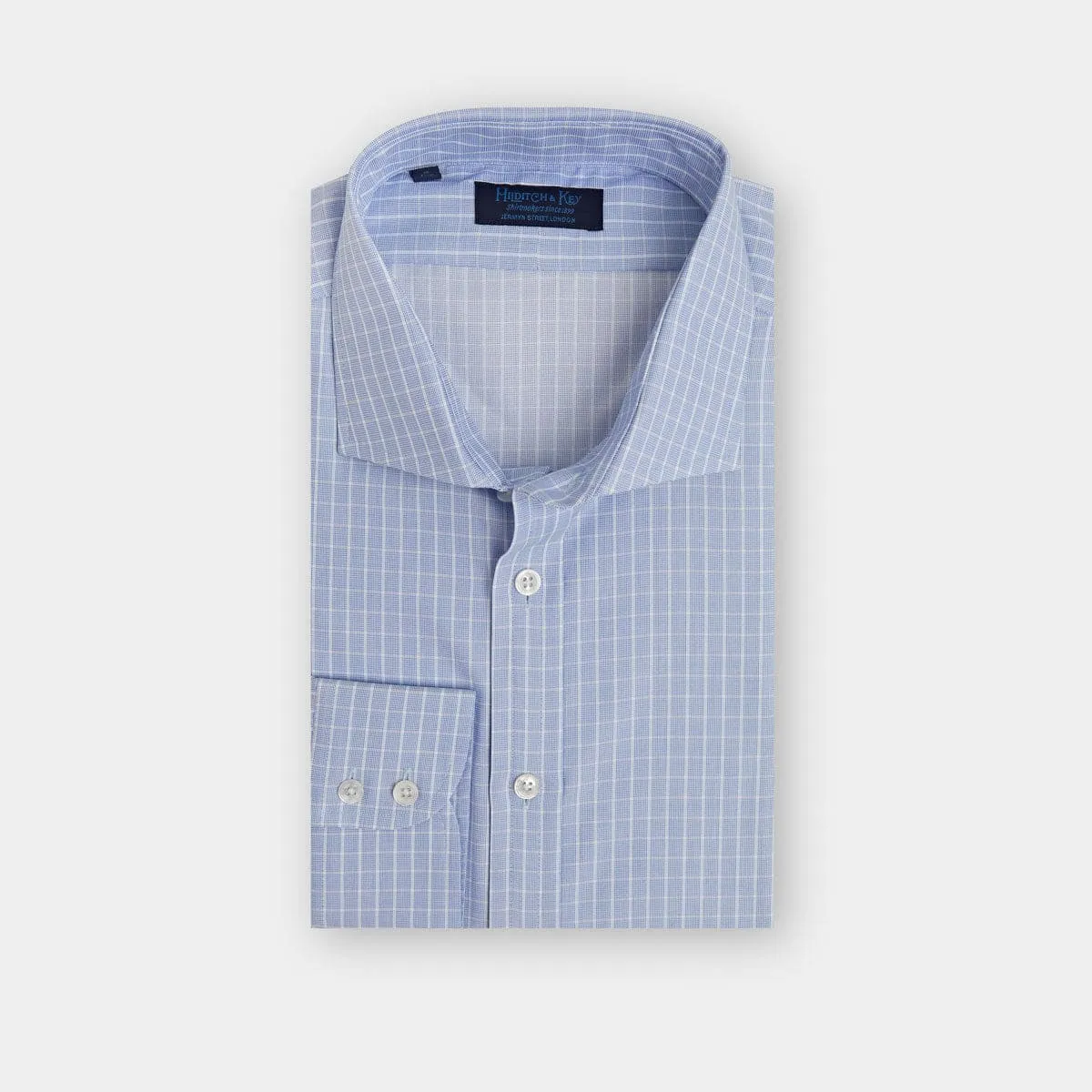 Contemporary Fit, Cut-away Collar, 2 Button Cuff Shirt in a Blue & White Check Twill Cotton