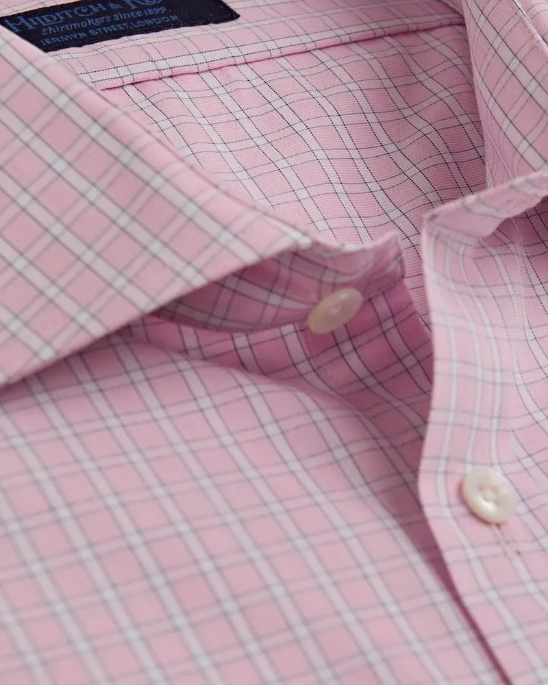 Contemporary Fit, Cut-away Collar, 2 Button Cuff Shirt in a Pink & White Check Poplin Cotton