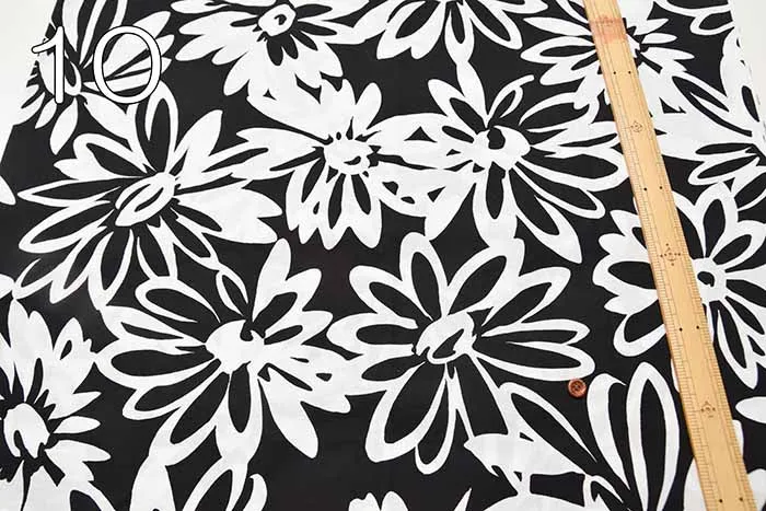 Cotton Scare Printed Fabric Bicolor Chic Flower