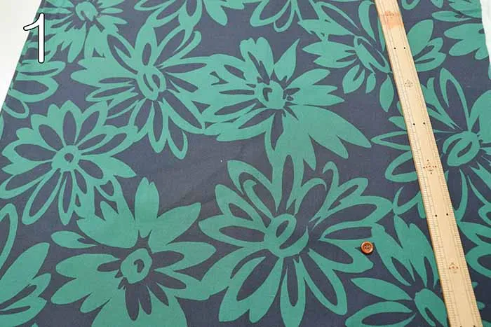 Cotton Scare Printed Fabric Bicolor Chic Flower