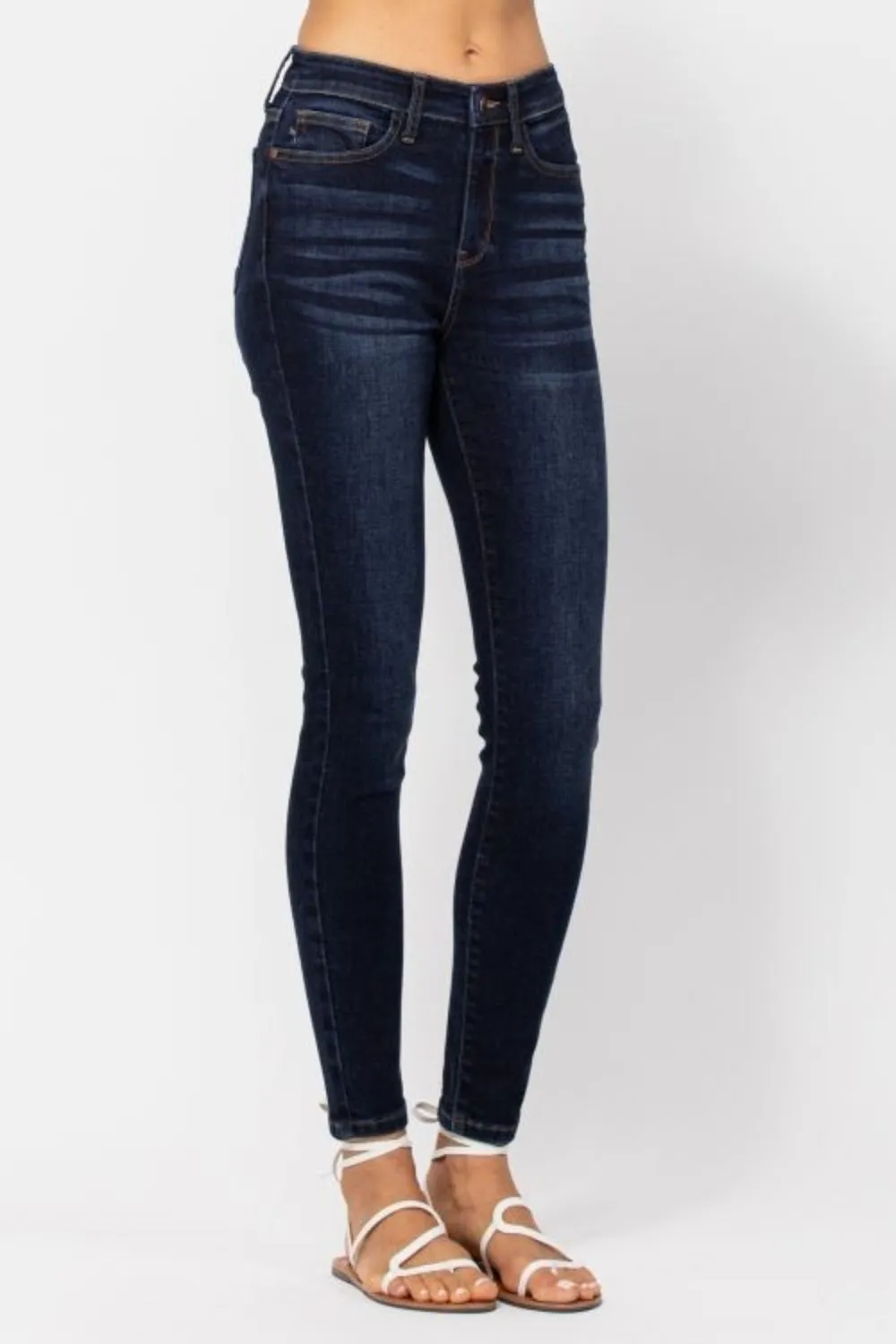 High Waist Skinny Jeans – Timeless Style and Flattering Fit