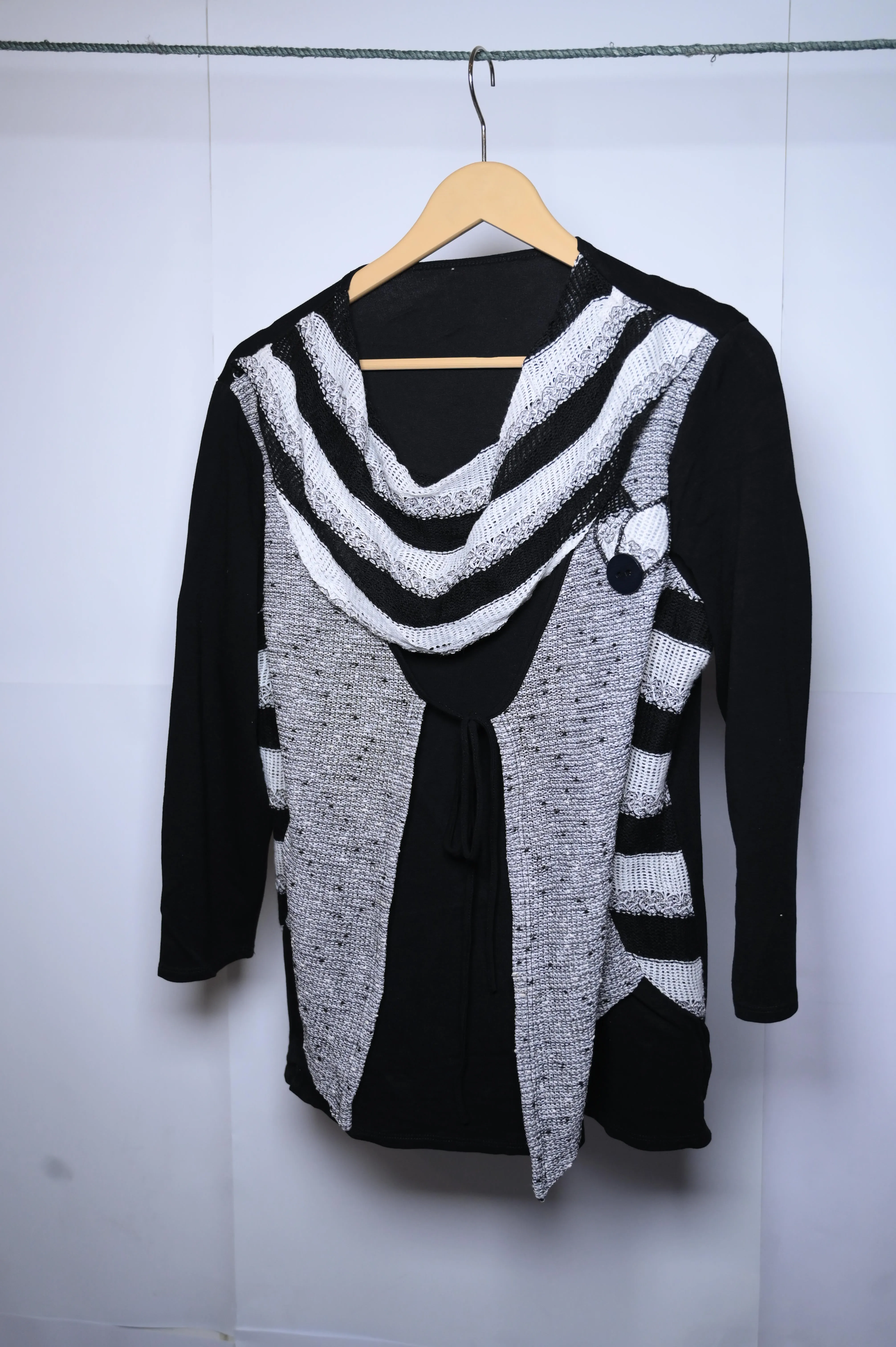 Thriftyfy Black and White Striped Winter Blouse (Medium)