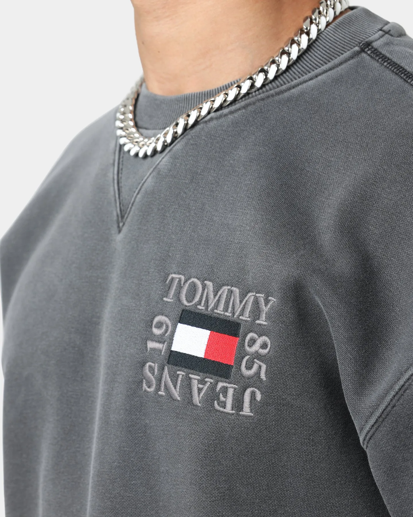 Tommy Jeans Timeless Tommy Box Crewneck Black