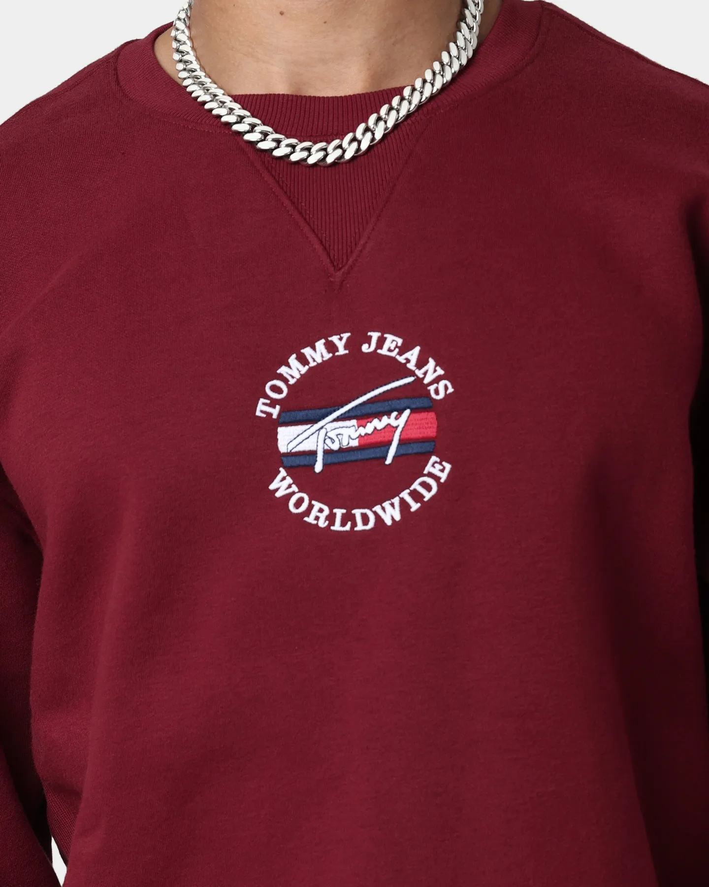 Tommy Jeans TJM Timeless Tommy 2 Crewneck Bing Cherry